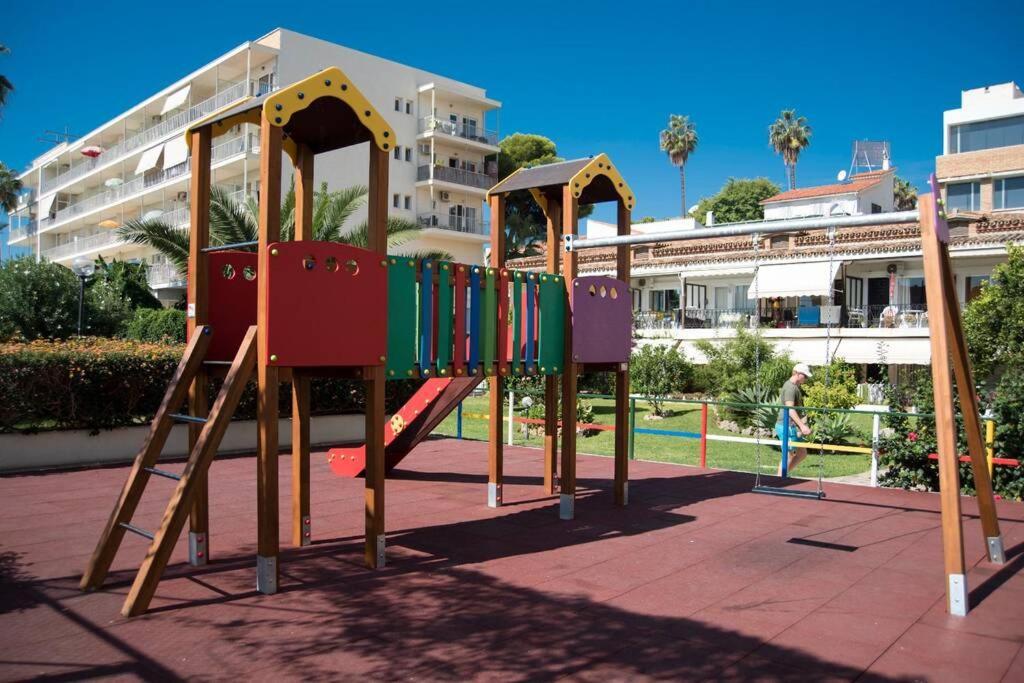 Carihuela Palace Torremolinos Eksteriør billede